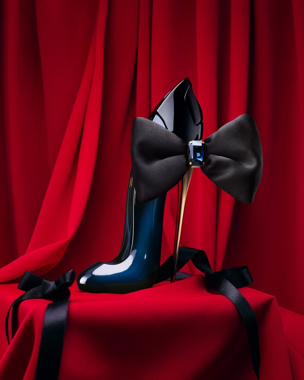 Carolina Herrera Good Girl Bow - đánh giá và giá Fragrance Your Home