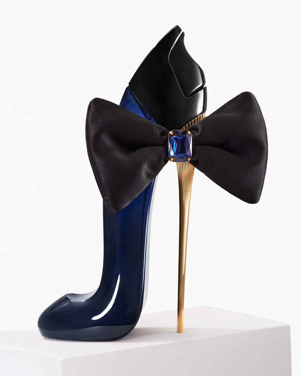 Carolina Herrera Good Girl Bow - đánh giá và giá Fragrance Your Home